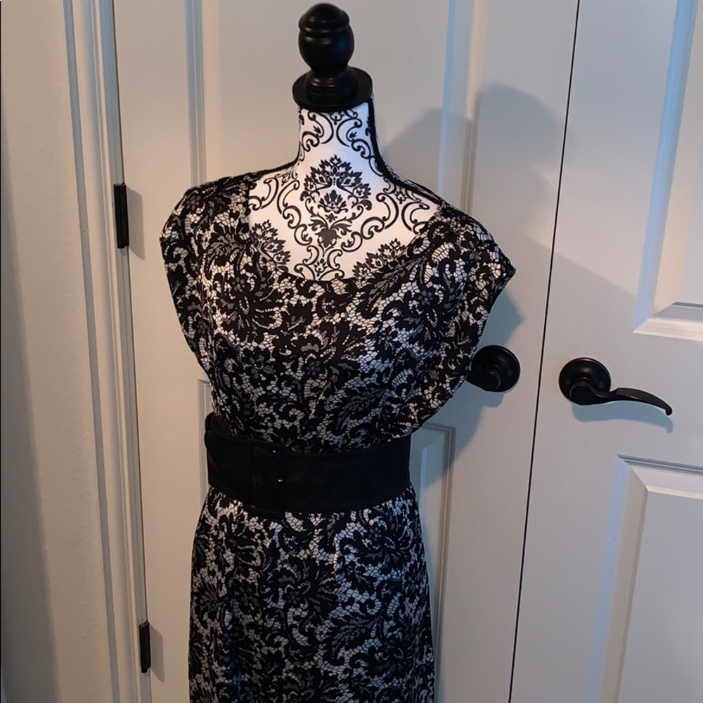 Belted silk H&M dress Size 8
